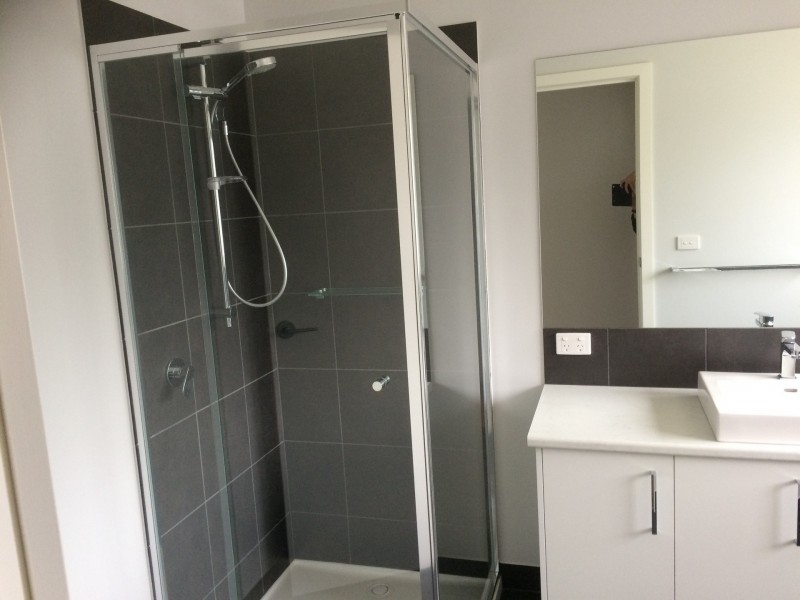 Unit 2/57 A Honeysuckle Street, Bendigo VIC 3550