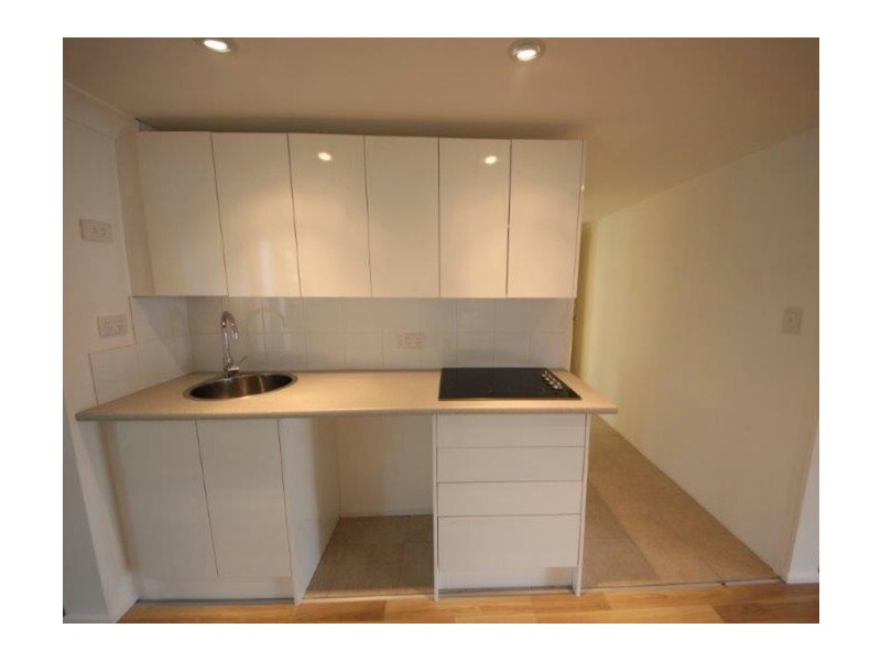 27 Storey Rd, Kallangur QLD 4503