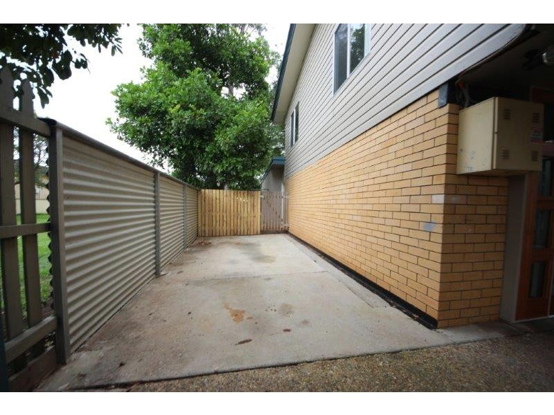 27 Storey Rd, Kallangur QLD 4503