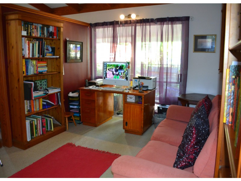 25 Cabragh St, Ferny Grove QLD 4055