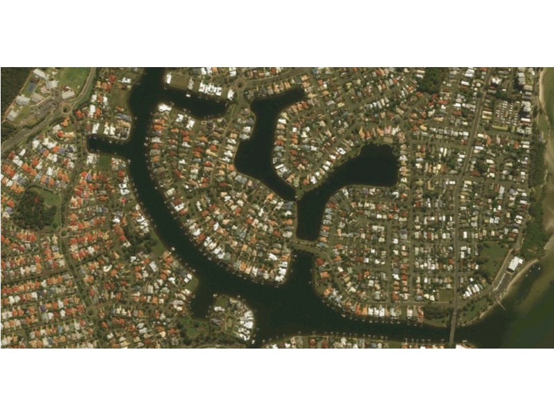 1 Norfolk Court, Pelican Waters QLD 4551