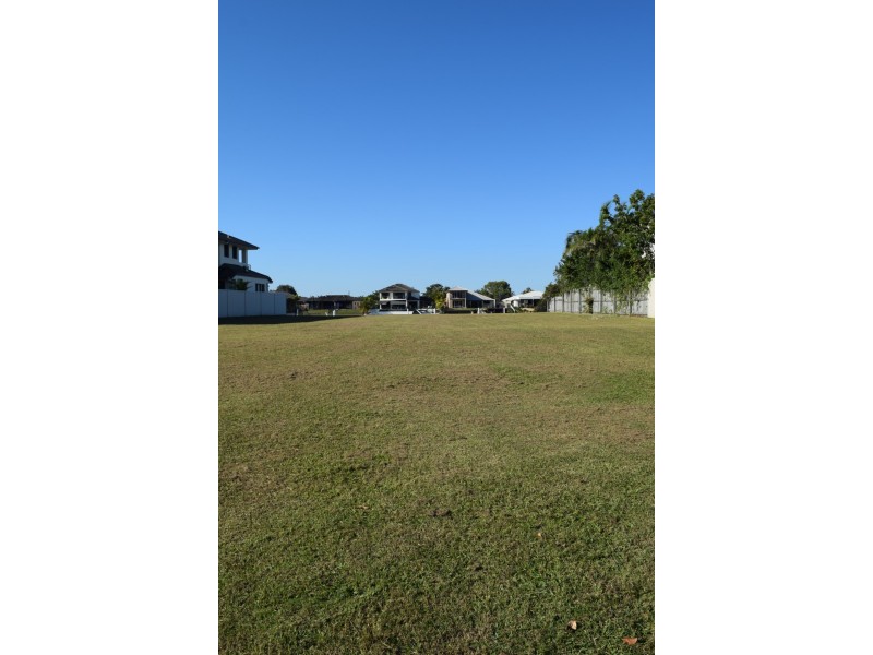 1 Norfolk Court, Pelican Waters QLD 4551