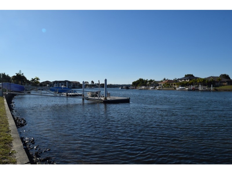 1 Norfolk Court, Pelican Waters QLD 4551