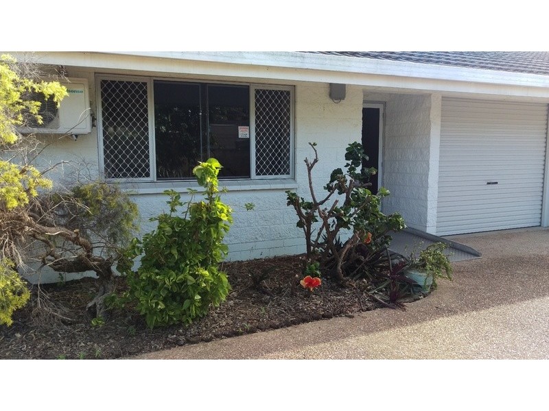 2/44 Carmody Street, Hermit Park QLD 4812