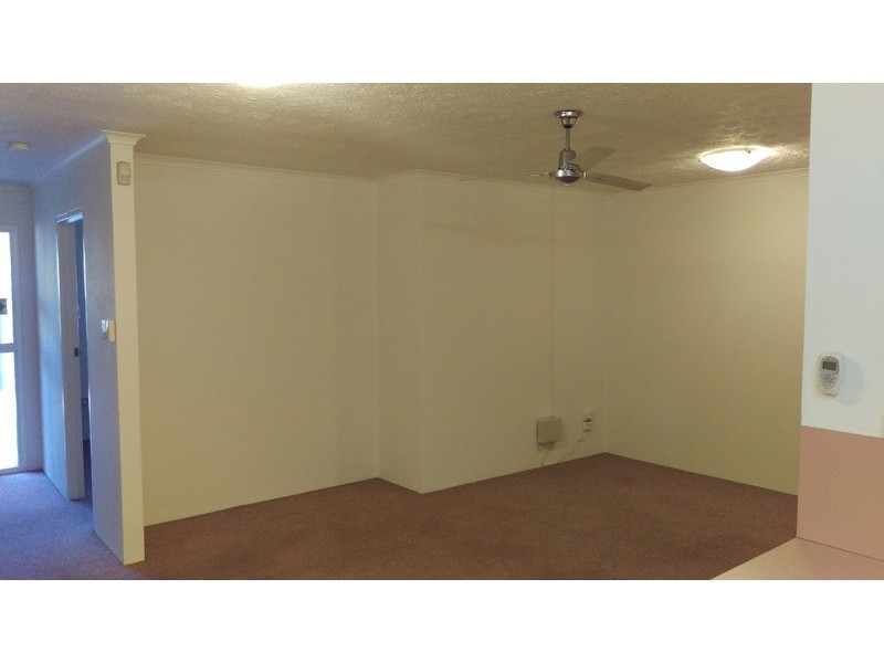 2/44 Carmody Street, Hermit Park QLD 4812