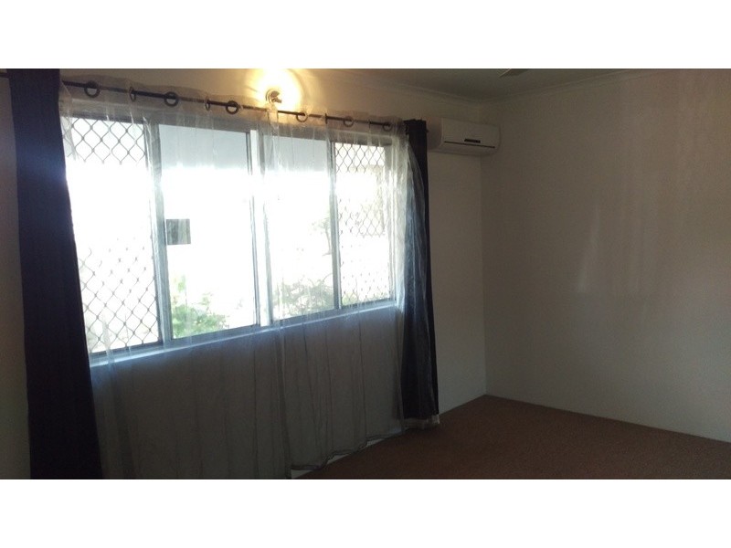 2/44 Carmody Street, Hermit Park QLD 4812