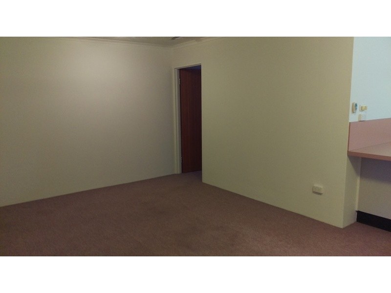 2/44 Carmody Street, Hermit Park QLD 4812