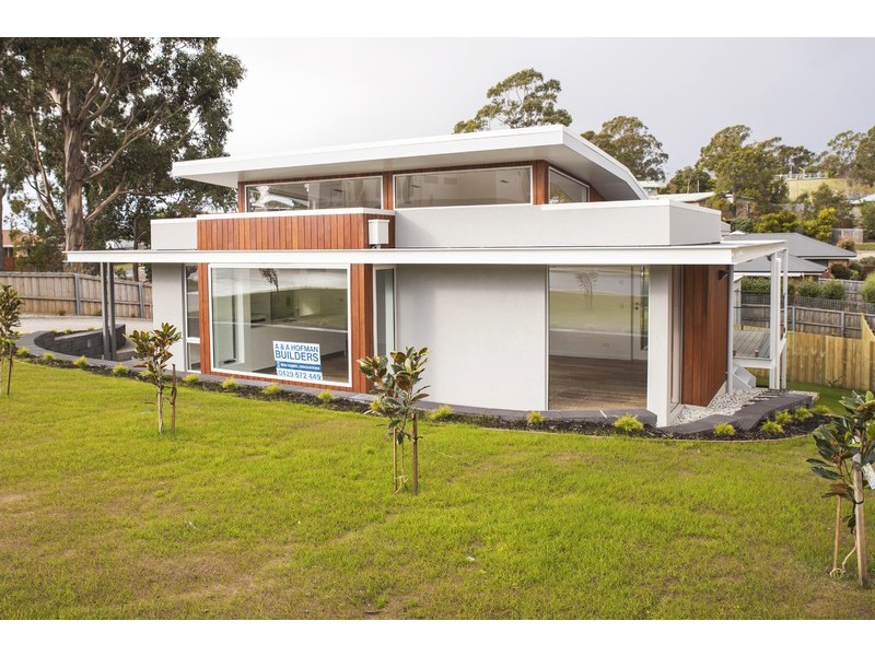 b/3 Dianella Drive, Blackmans Bay TAS 7052