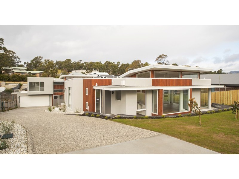 b/3 Dianella Drive, Blackmans Bay TAS 7052