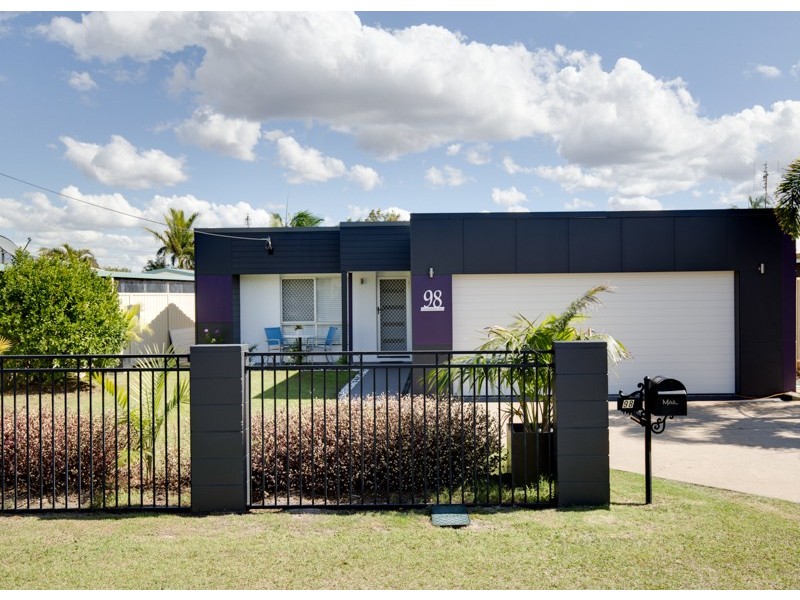 98 Coronation Avenue, Golden Beach QLD 4551