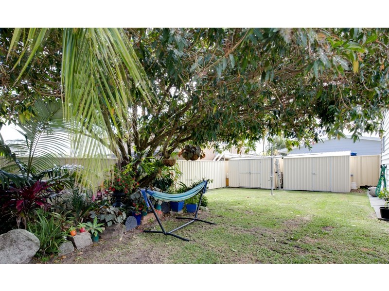 98 Coronation Avenue, Golden Beach QLD 4551