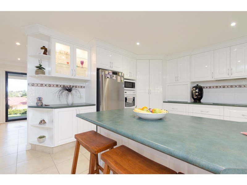 2 Daniel Drive, Warwick QLD 4370