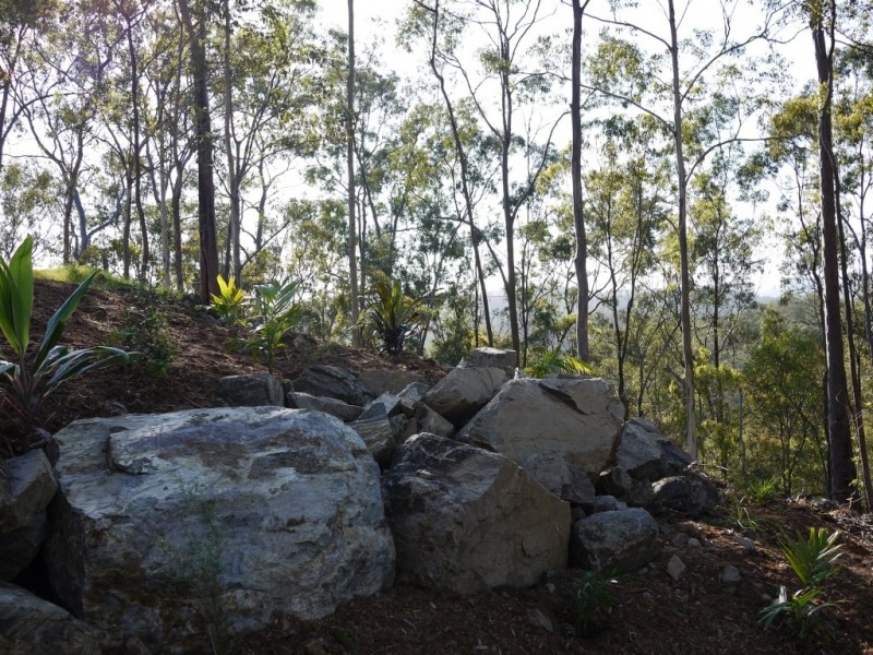 1 McLean Rd Sth, Camp Mountain QLD 4520