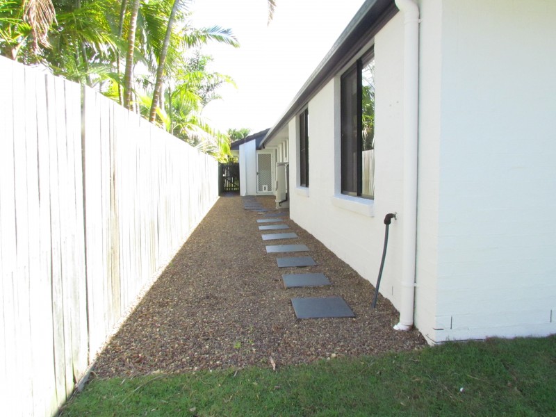 11 Pegwell place, Currimundi QLD 4551