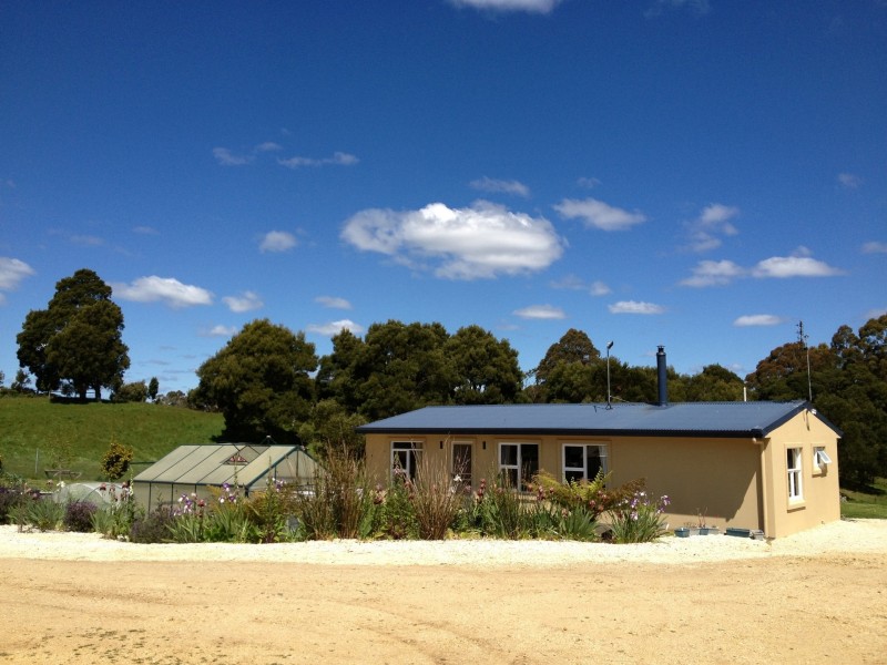 184 Lyons Road, Lapoinya TAS 7325