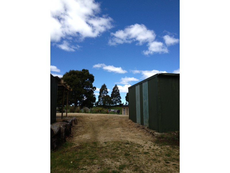 184 Lyons Road, Lapoinya TAS 7325