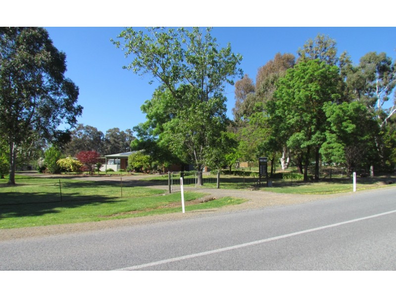 14 Ogilvies Road, Mansfield VIC 3722