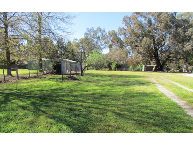 14 Ogilvies Road, Mansfield VIC 3722