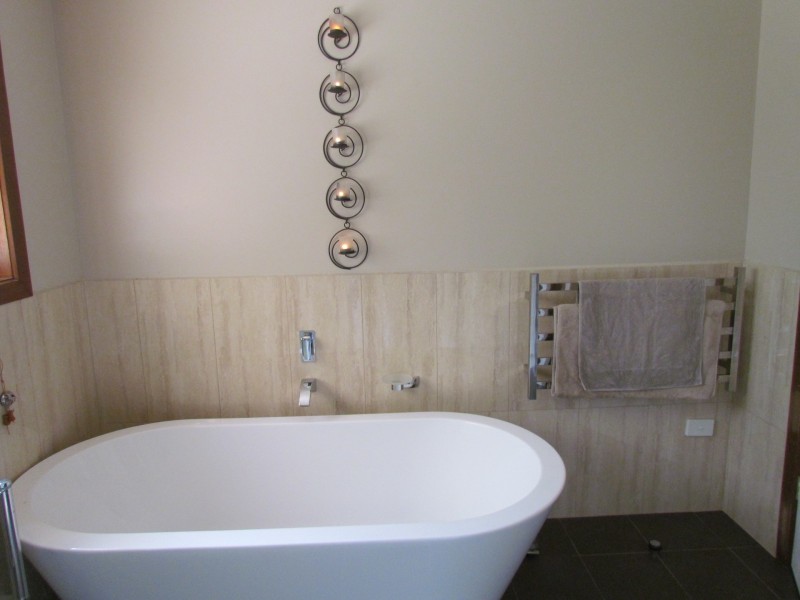 14 Ogilvies Road, Mansfield VIC 3722