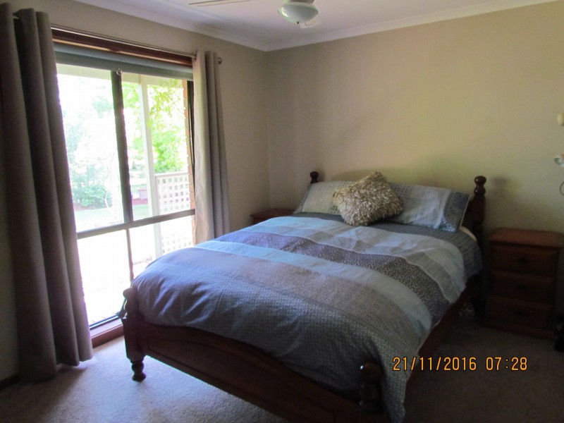 14 Ogilvies Road, Mansfield VIC 3722