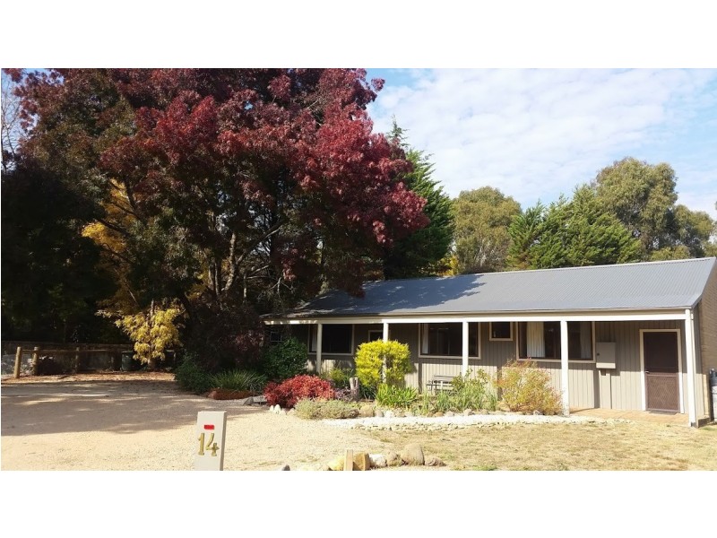 14 Karnu Court, Bright VIC 3741