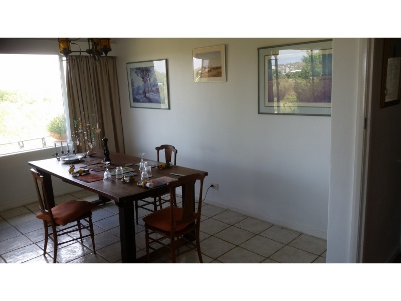 10 Sixth Av, Mount Isa City QLD 4825