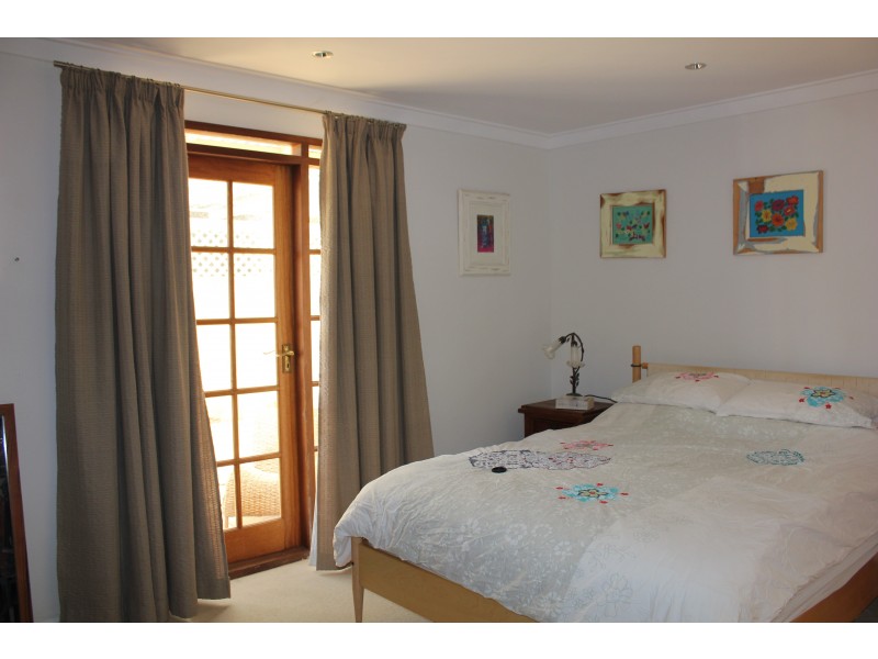 3 Alconbury Rd, Kingsley WA 6026