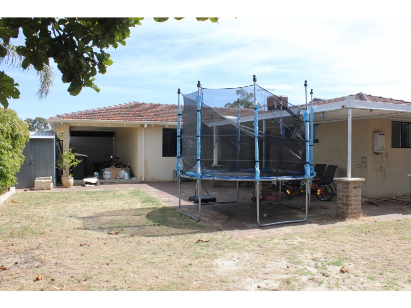 3 Alconbury Rd, Kingsley WA 6026