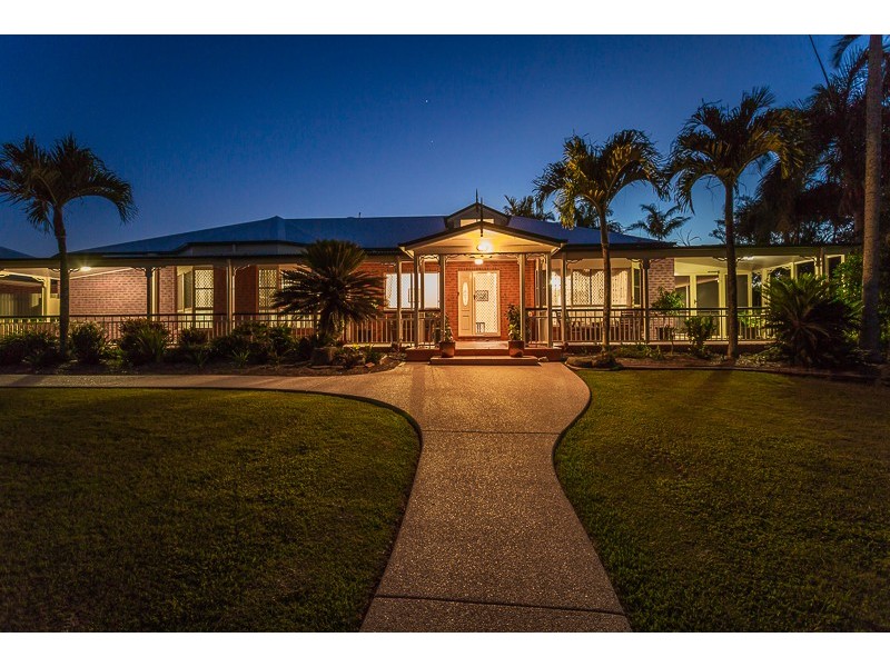 6 Panorama Court, Rural View QLD 4740