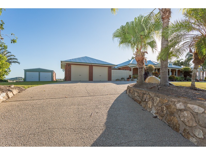 6 Panorama Court, Rural View QLD 4740