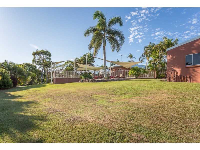 6 Panorama Court, Rural View QLD 4740