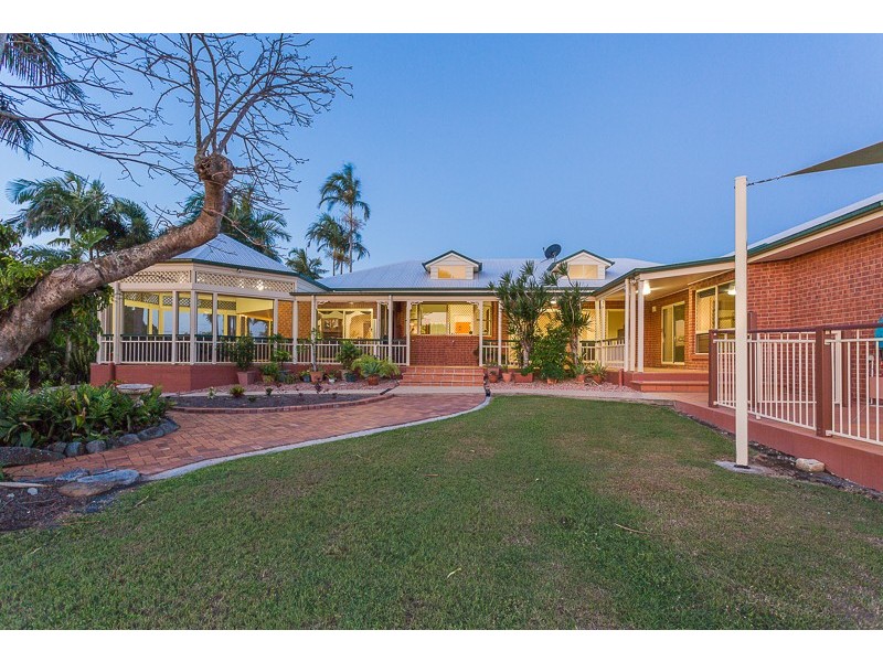 6 Panorama Court, Rural View QLD 4740