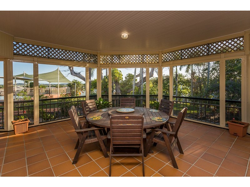 6 Panorama Court, Rural View QLD 4740