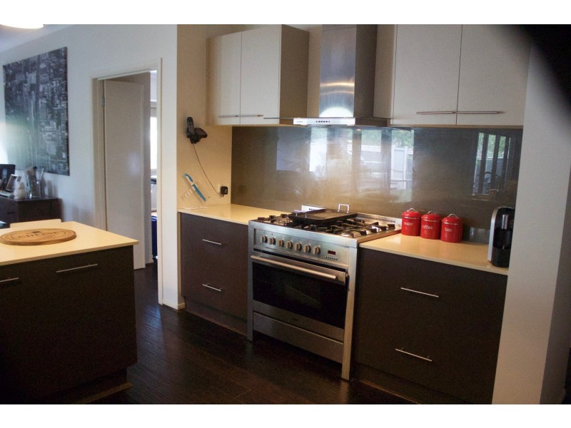 10 Errindura Place, Caroline Springs VIC 3023