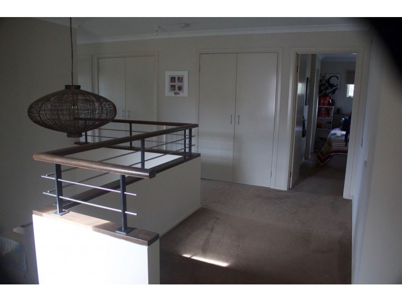 10 Errindura Place, Caroline Springs VIC 3023