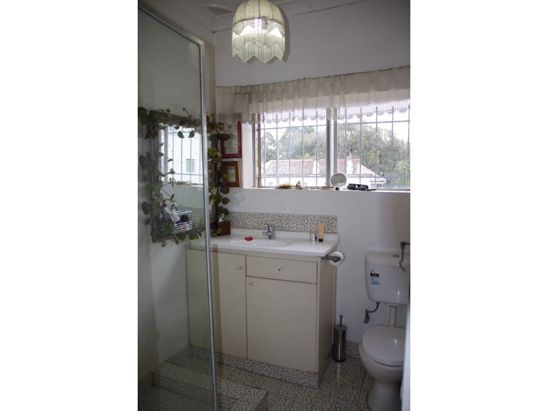 260 Unwins Bridge Rd, Sydenham NSW 2044