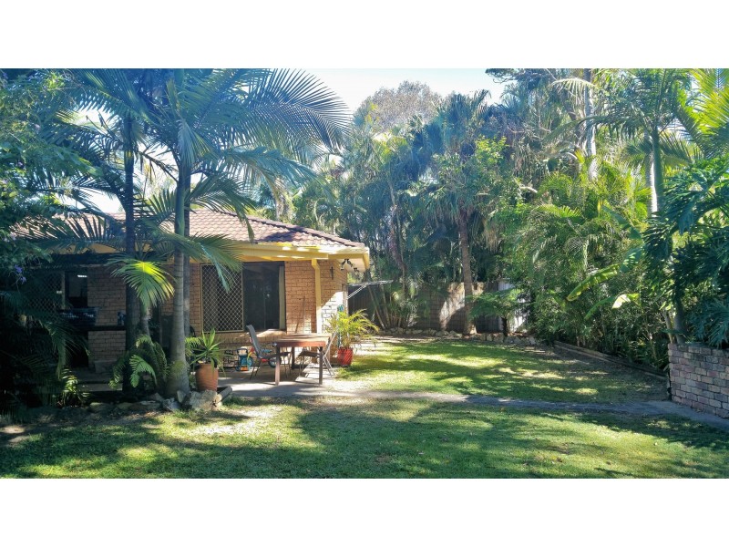 2/52 Botanical Drive, Labrador QLD 4215