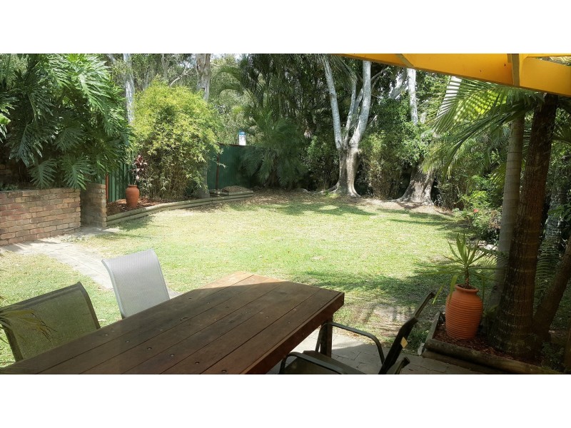 2/52 Botanical Drive, Labrador QLD 4215