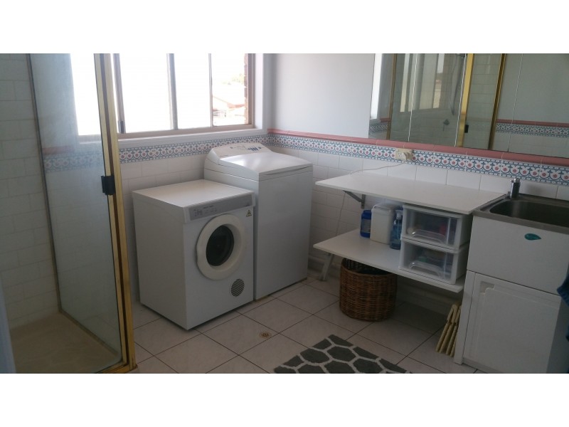 1/259 Branyan Drive, Avoca QLD 4670