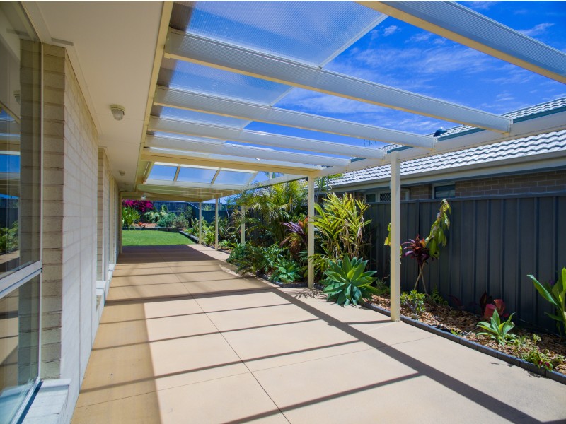 68 Settlement Drive, Wadalba NSW 2259