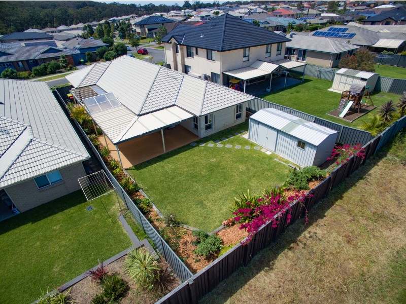68 Settlement Drive, Wadalba NSW 2259