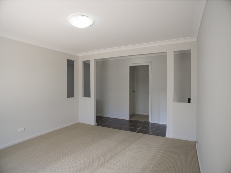 68 Settlement Drive, Wadalba NSW 2259