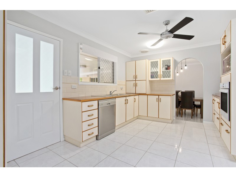 327 Irving Avenue, Frenchville QLD 4701