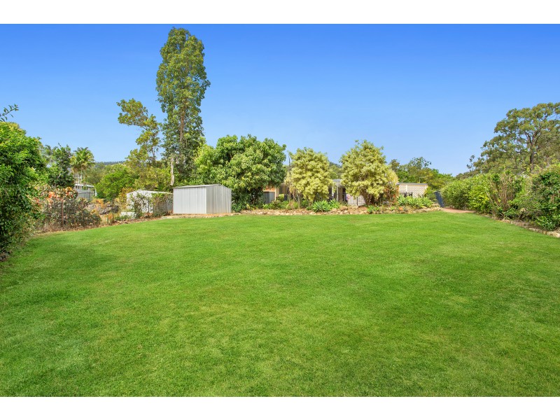 327 Irving Avenue, Frenchville QLD 4701