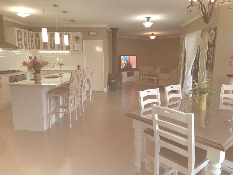 5 Kwenda Loop, Capel WA 6271