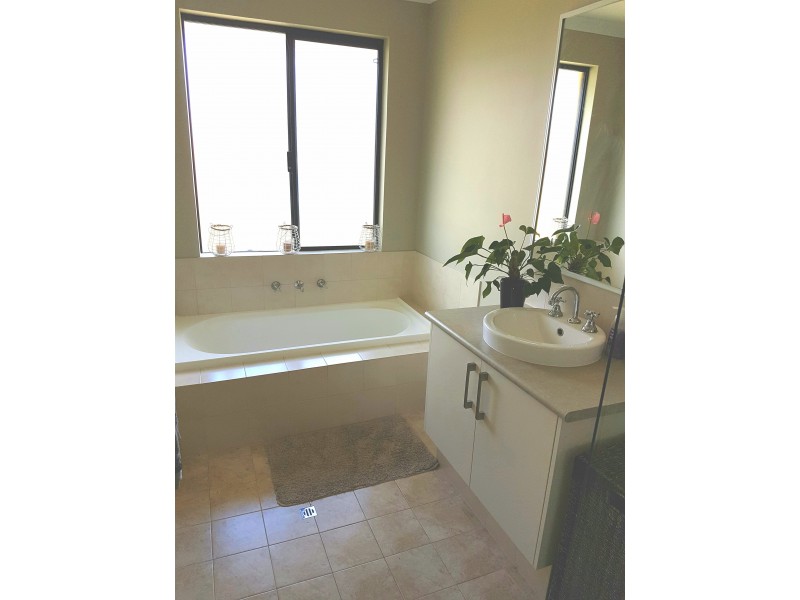 5 Kwenda Loop, Capel WA 6271