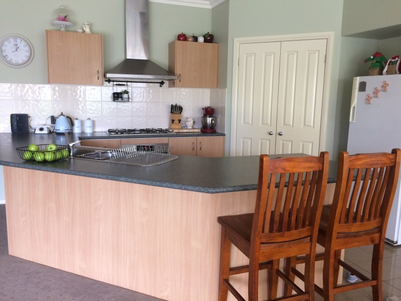 11 Tobin Avenue, Camden Park NSW 2570