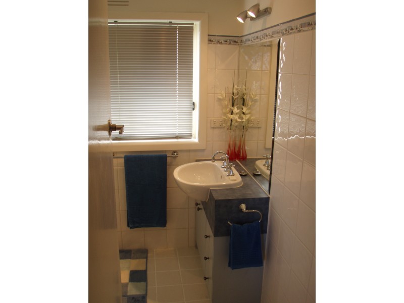 13 Spring St, Port Albert VIC 3971