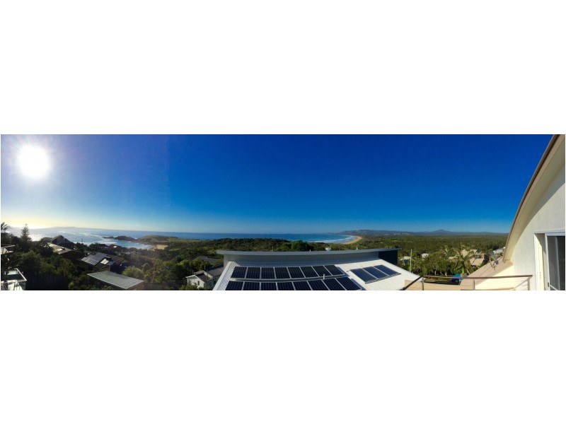 2 Signal St, Emerald Beach NSW 2456