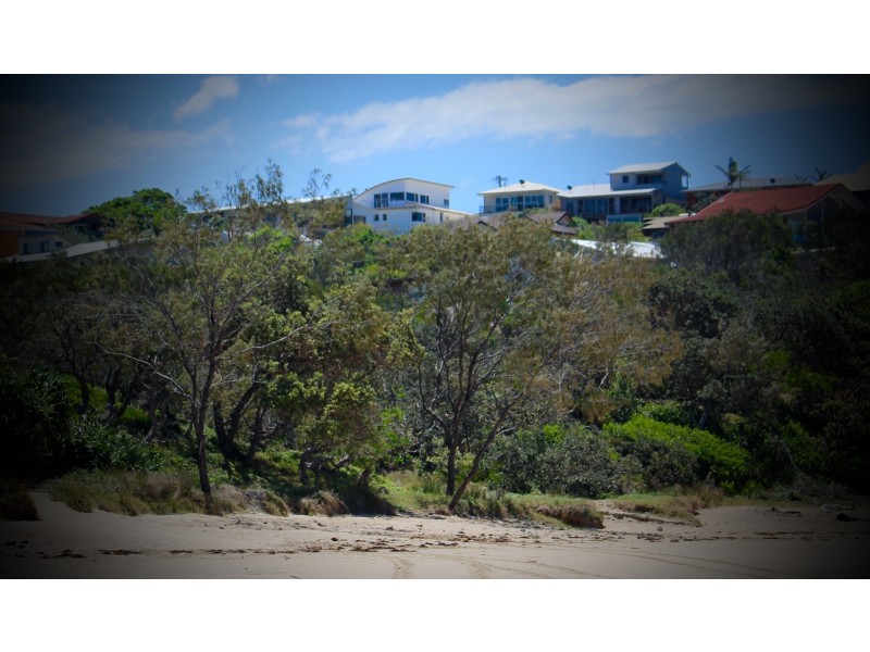 2 Signal St, Emerald Beach NSW 2456